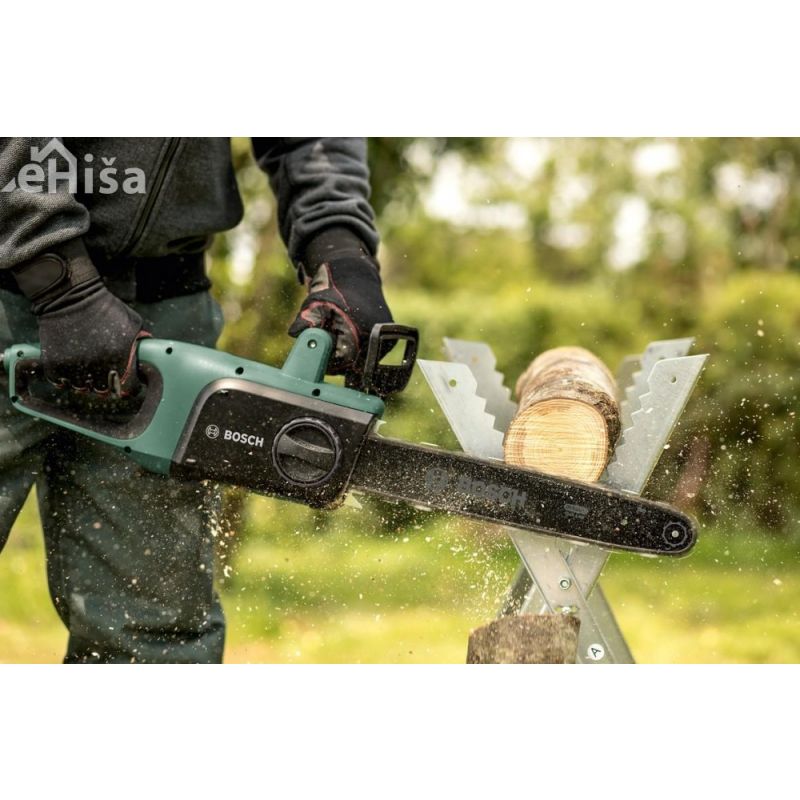 Električna verižna žaga UniversalChain 35 1800 W BOSCH 06008B8300